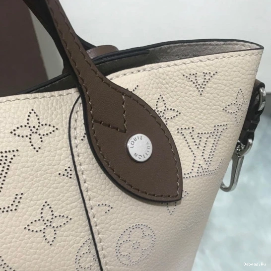 LOUIS VUITTON PM HINA 0307